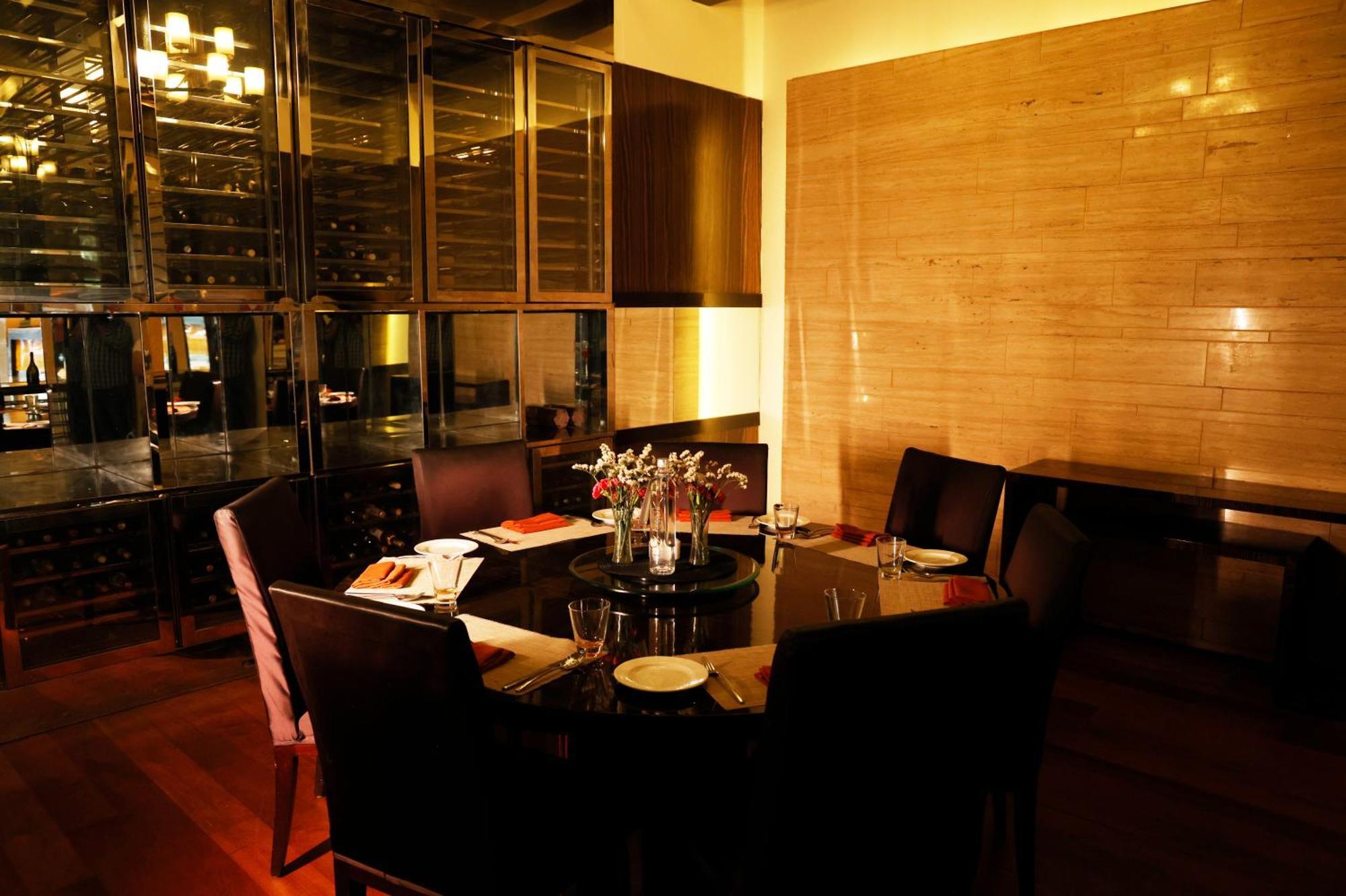 Hotel Doubletree By Hilton Gurgaon New Delhi Ncr Exterior foto